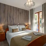 アパート With Wifi Vrsar, Porec - 17473 ヴルサル
