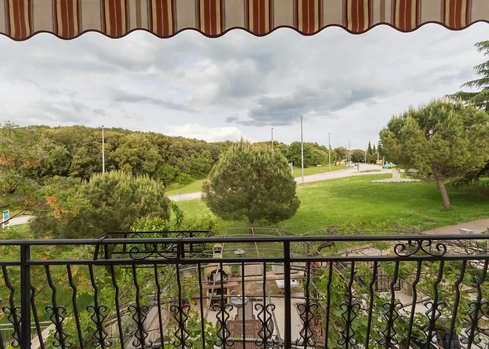 Apartment With Wifi Vrsar, Porec - 17473