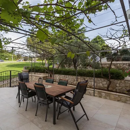 With Wifi Vrsar, Porec - 17473 Apartman Vrsar